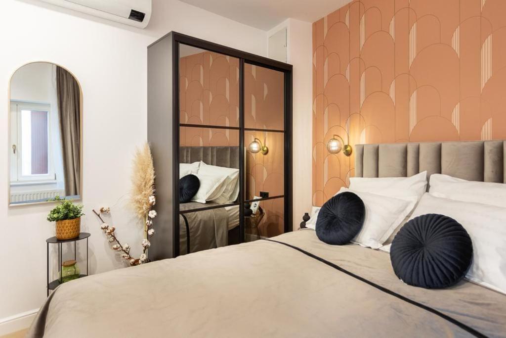 Candy Rose Lux Zagreb Centre Екстериор снимка